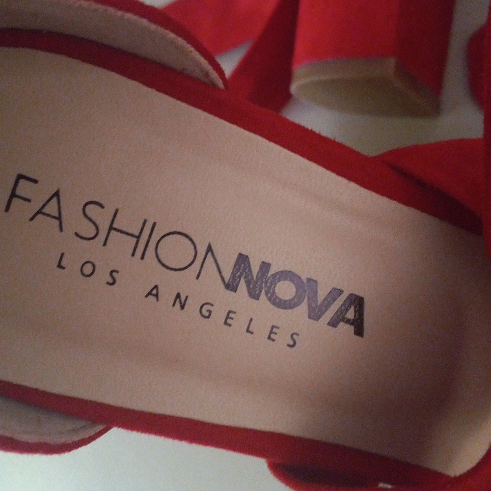 Fashion Nova Red Suede Ankle-Tie Sandals Size: - Picture 15 of 17